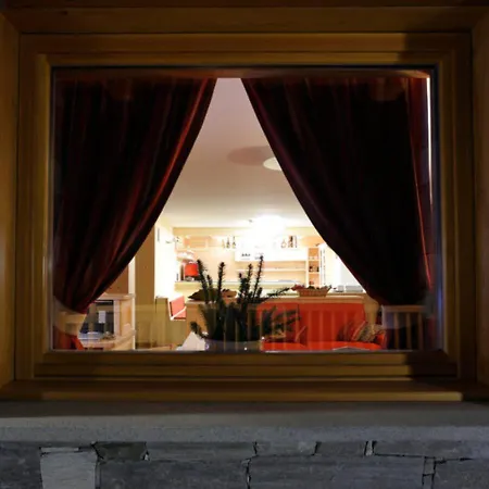 Hotel De Gletscher 3*