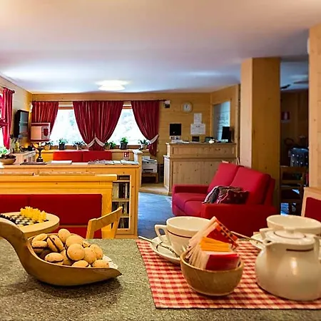 De Gletscher Hotel 3*