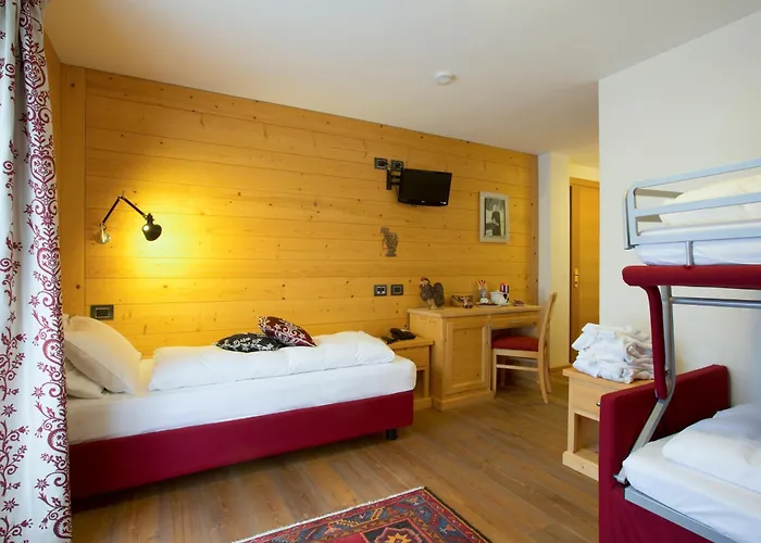 Hotel De Gletscher 3*